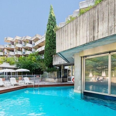 Sowell Hotels Ardeche Grospierres Bagian luar foto