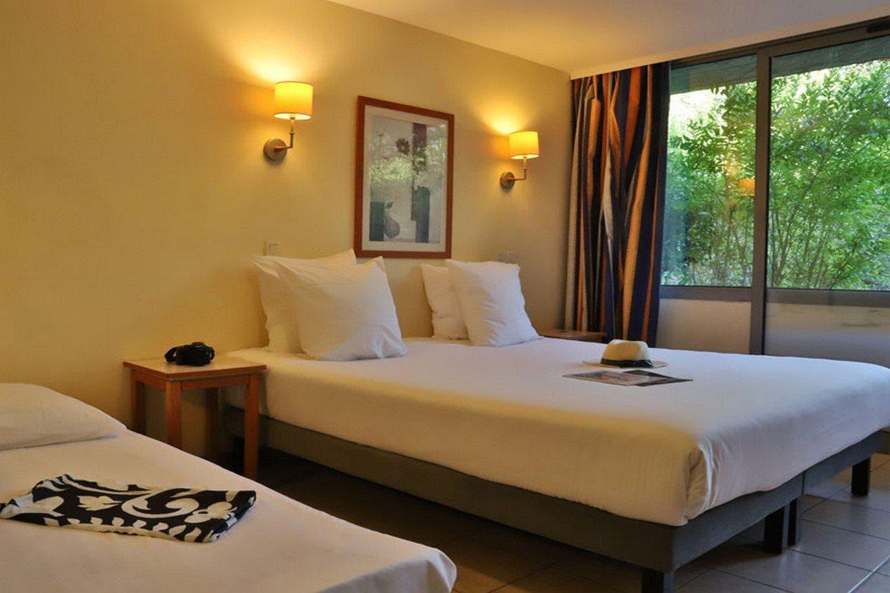 Sowell Hotels Ardeche Grospierres Bagian luar foto