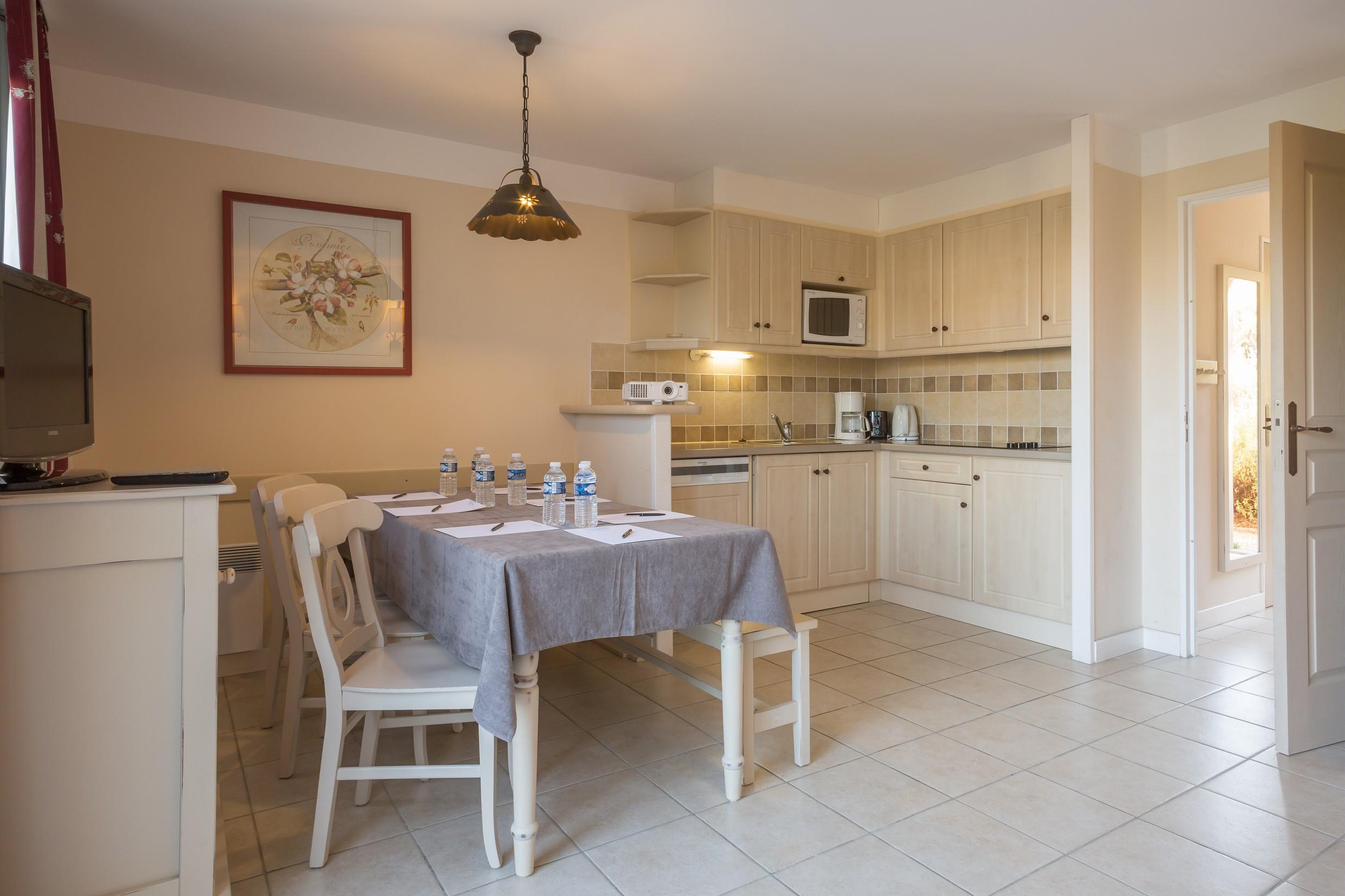 Sowell Hotels Ardeche Grospierres Bagian luar foto